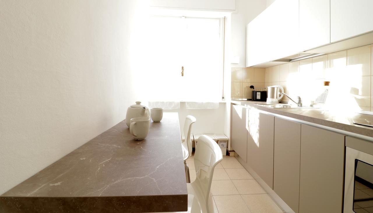 Italianway-Bergognone 47 Flat Apartment Milan Bagian luar foto